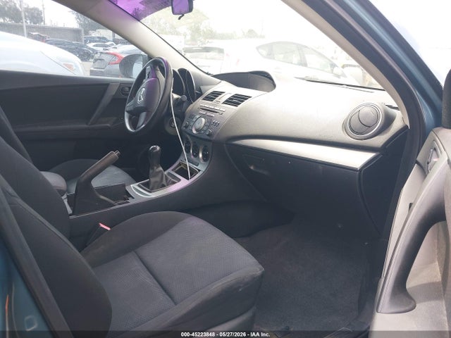 45223848 :رقم المزاد ، JM1BL1UG7B1362532 vin ، 2011 Mazda Mazda3 I Sport مزاد بيع