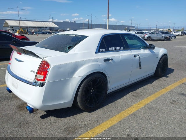 2013 Chrysler 300c მანქანა იყიდება აუქციონზე, vin: 2C3CCAET4DH727984, აუქციონის ნომერი: 45223900