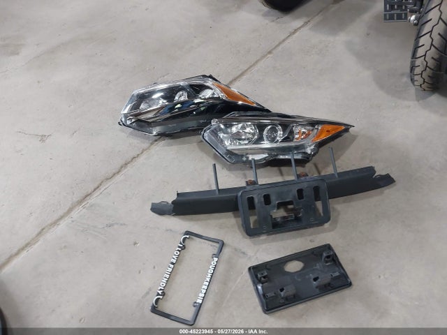 45223945 :رقم المزاد ، 3CZRU6H30NM744936 vin ، 2022 Honda Hr-v Awd Lx مزاد بيع