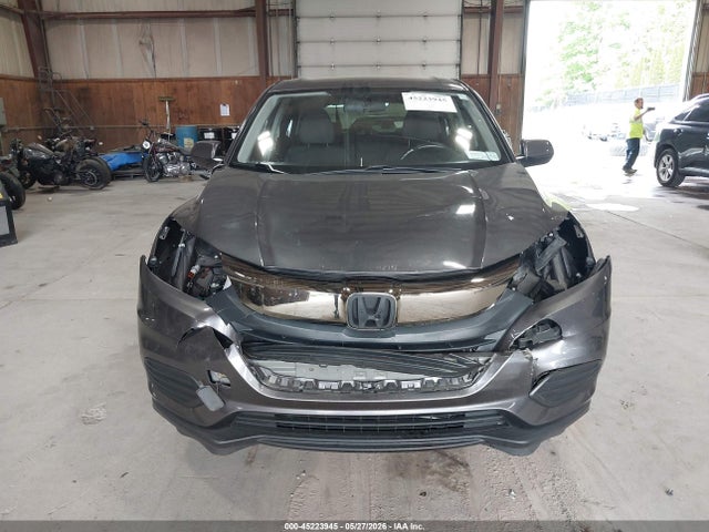 45223945 :رقم المزاد ، 3CZRU6H30NM744936 vin ، 2022 Honda Hr-v Awd Lx مزاد بيع