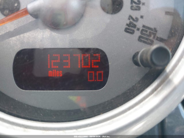 45223988 :رقم المزاد ، WMWRE33434TD79265 vin ، 2004 Mini Cooper S مزاد بيع