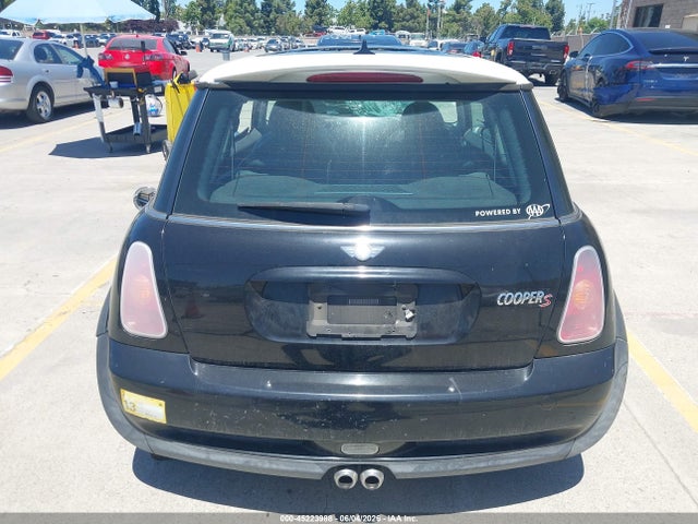 45223988 :رقم المزاد ، WMWRE33434TD79265 vin ، 2004 Mini Cooper S مزاد بيع