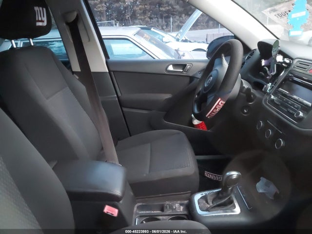 Aukcja sprzedaży 2011 Volkswagen Tiguan S, vin: WVGBV7AX1BW527636, numer aukcji: 45223993