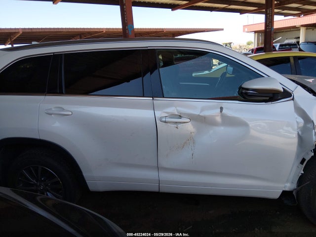 Aukcja sprzedaży 2017 Toyota Highlander Xle, vin: 5TDKZRFH4HS525992, numer aukcji: 45224024