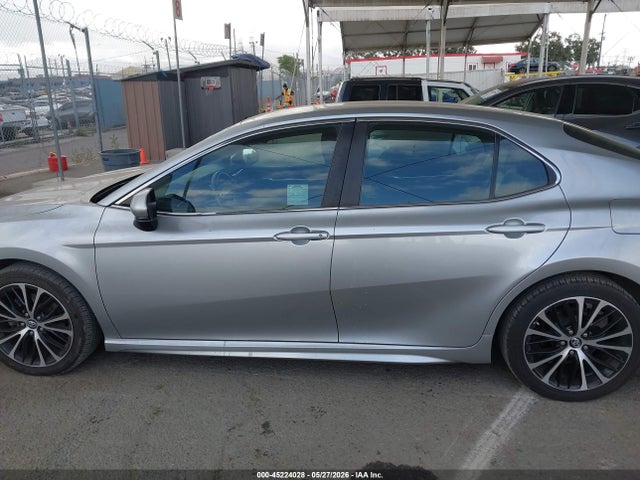 4T1B11HKXJU119150 Toyota CAMRY SE