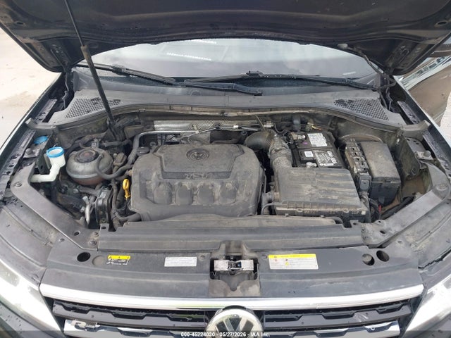 3VV3B7AX8LM152607 Volkswagen Tiguan 2.0t Se/2.0t Se R-line Black/2.0t Sel