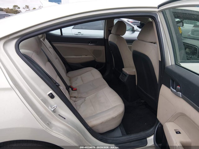 45224079 :رقم المزاد ، 5NPD74LF5HH150429 vin ، 2017 Hyundai Elantra Se مزاد بيع