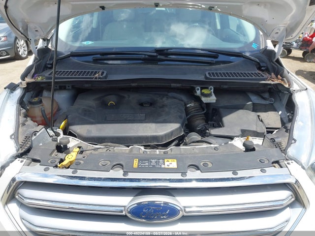 2017 Ford Escape Titanium მანქანა იყიდება აუქციონზე, vin: 1FMCU9J9XHUC26386, აუქციონის ნომერი: 45224159