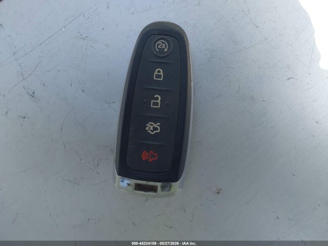 2017 Ford Escape Titanium მანქანა იყიდება აუქციონზე, vin: 1FMCU9J9XHUC26386, აუქციონის ნომერი: 45224159