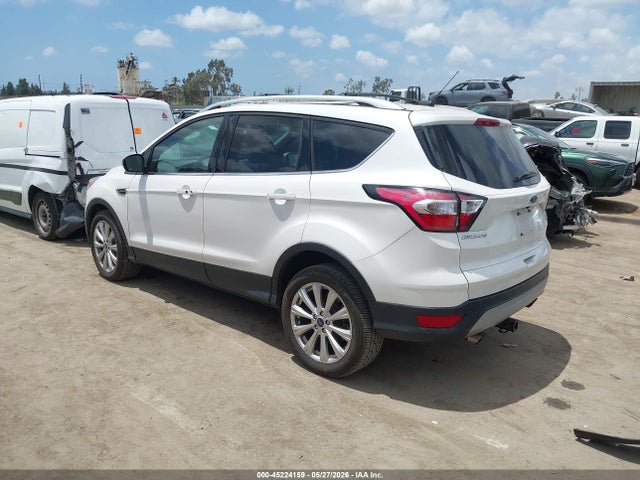 2017 Ford Escape Titanium მანქანა იყიდება აუქციონზე, vin: 1FMCU9J9XHUC26386, აუქციონის ნომერი: 45224159