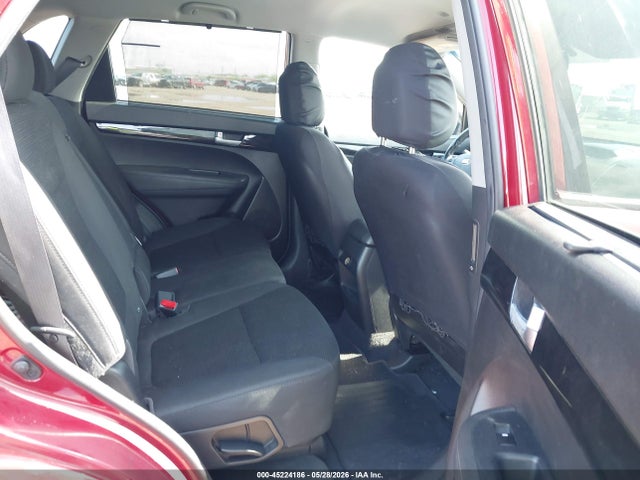 Продажа на аукционе авто 2015 Kia Sorento Lx, vin: 5XYKT4A62FG579554, номер лота: 45224186
