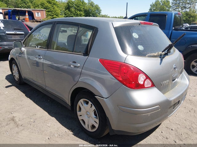 45224221 :رقم المزاد ، 3N1BC1CP3CK241811 vin ، 2012 Nissan Versa 1.8 S مزاد بيع