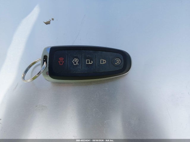 1FMCU9J95HUA04063 Ford Escape Titanium
