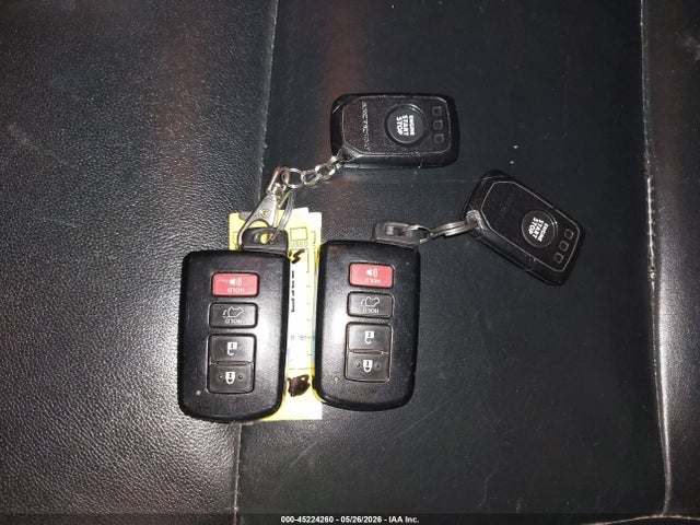 Aukcja sprzedaży 2018 Toyota Highlander Xle, vin: 5TDJZRFH4JS829048, numer aukcji: 45224260