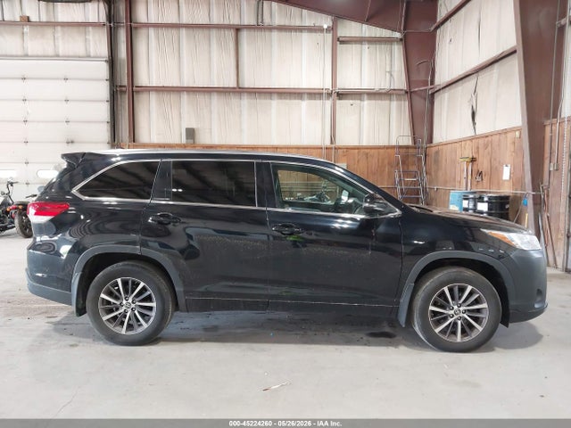 Aukcja sprzedaży 2018 Toyota Highlander Xle, vin: 5TDJZRFH4JS829048, numer aukcji: 45224260