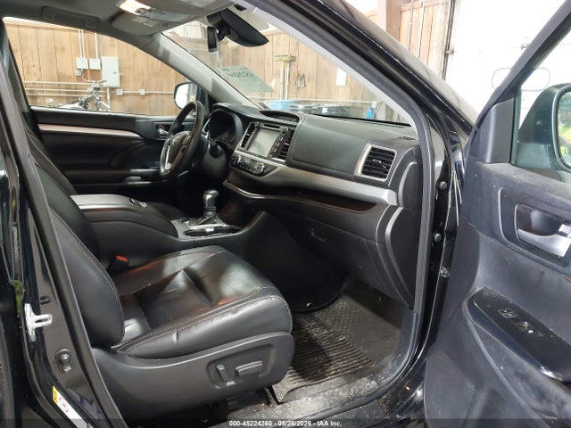 Aukcja sprzedaży 2018 Toyota Highlander Xle, vin: 5TDJZRFH4JS829048, numer aukcji: 45224260