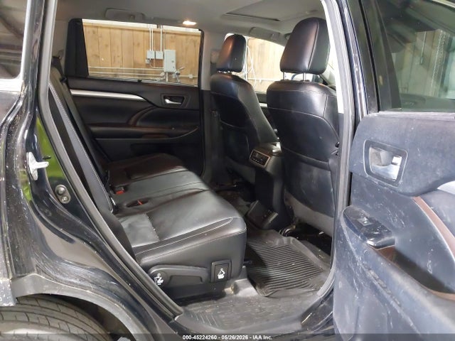 Aukcja sprzedaży 2018 Toyota Highlander Xle, vin: 5TDJZRFH4JS829048, numer aukcji: 45224260