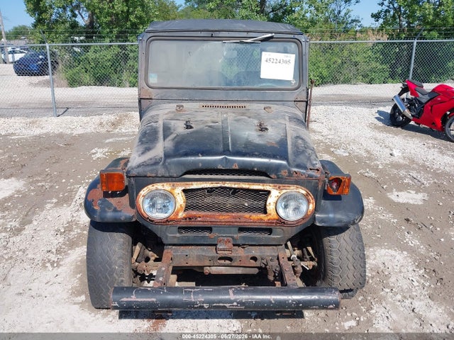 45224305 :رقم المزاد ، FJ40171348 vin ، 1974 Toyota Land Cruiser مزاد بيع