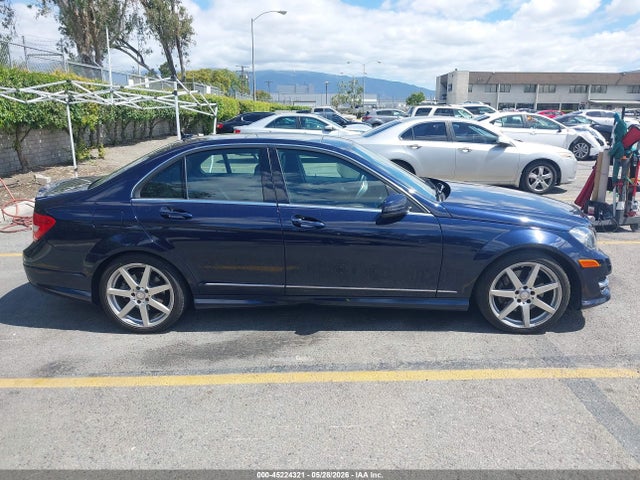Aukcja sprzedaży 2014 Mercedes-benz C 300 Sport 4matic, vin: WDDGF8AB2EA967437, numer aukcji: 45224321