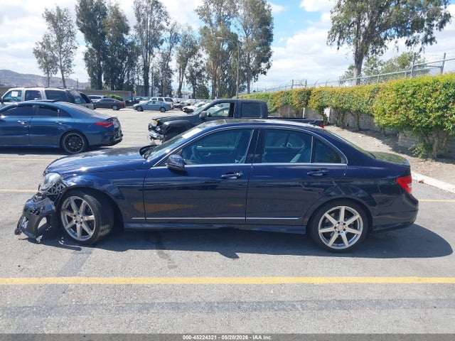 Aukcja sprzedaży 2014 Mercedes-benz C 300 Sport 4matic, vin: WDDGF8AB2EA967437, numer aukcji: 45224321