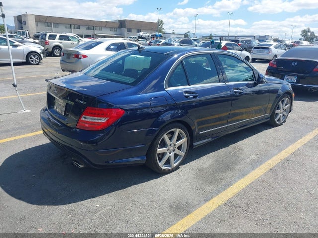 Aukcja sprzedaży 2014 Mercedes-benz C 300 Sport 4matic, vin: WDDGF8AB2EA967437, numer aukcji: 45224321