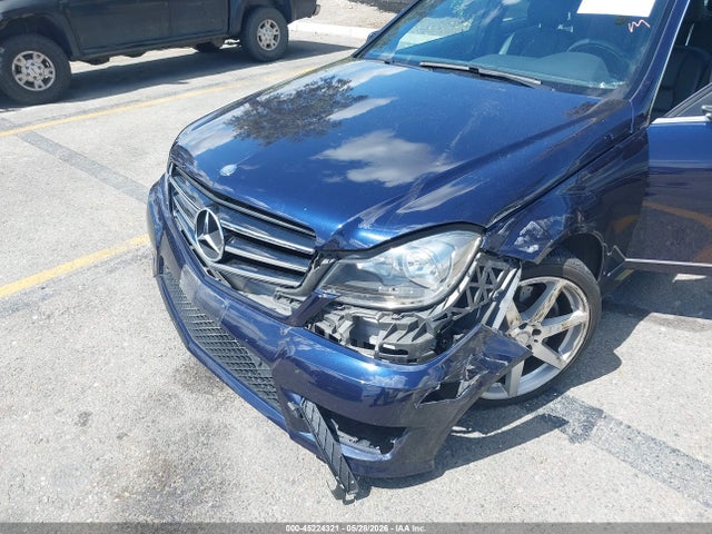 Aukcja sprzedaży 2014 Mercedes-benz C 300 Sport 4matic, vin: WDDGF8AB2EA967437, numer aukcji: 45224321