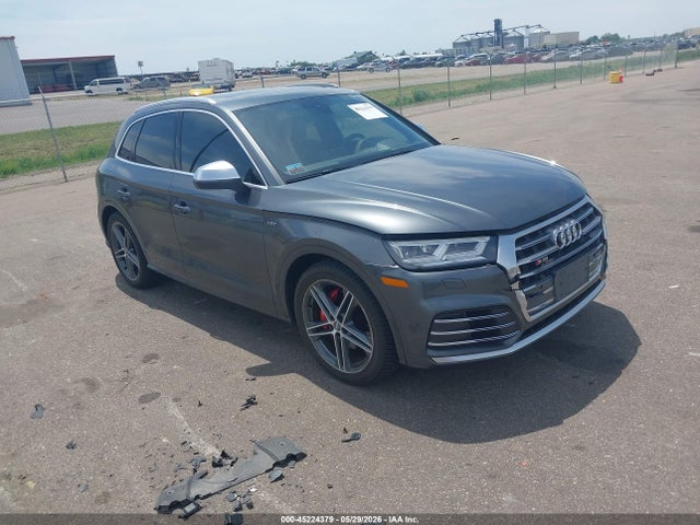 45224379 :رقم المزاد ، WA1A4AFYXJ2071802 vin ، 2018 Audi Sq5 3.0t Premium Plus مزاد بيع
