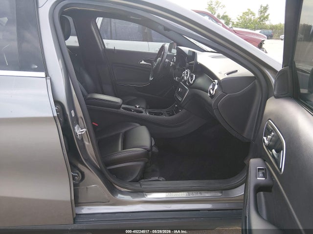 Продажа на аукционе авто 2018 Mercedes-benz Gla 250 4matic, vin: WDCTG4GB0JJ437493, номер лота: 45224517