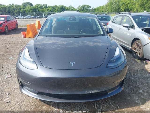 45224521 :رقم المزاد ، 5YJ3E1EB9NF254149 vin ، 2022 Tesla Model 3 Long Range Dual Motor All-wheel Drive مزاد بيع