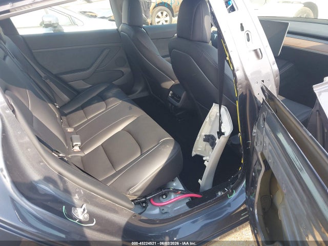 45224521 :رقم المزاد ، 5YJ3E1EB9NF254149 vin ، 2022 Tesla Model 3 Long Range Dual Motor All-wheel Drive مزاد بيع