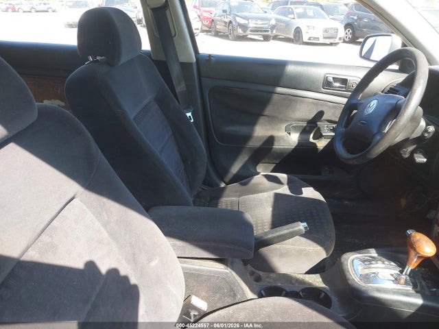 45224557 :رقم المزاد ، WVWXH63BX2E104993 vin ، 2002 Volkswagen Passat Gls V6 مزاد بيع