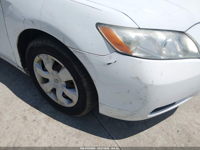 45224556 :رقم المزاد ، 4T1BE46K98U733819 vin ، 2008 Toyota Camry مزاد بيع