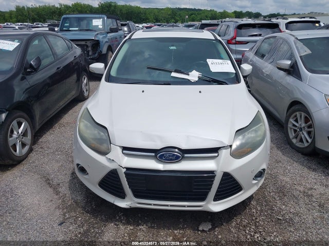 Продажа на аукционе авто 2013 Ford Focus Titanium, vin: 1FADP3N22DL144572, номер лота: 45224573