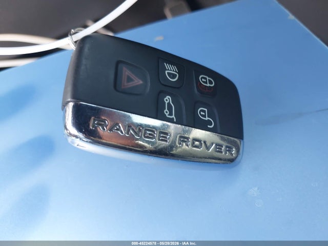 SALYL2RV7JA769720 Land Rover Range Rover Velar P380 Se R-dynamic