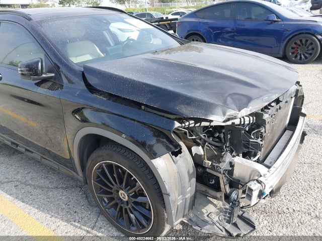 WDCTG4EBXKU009630 Mercedes-Benz GLA 250