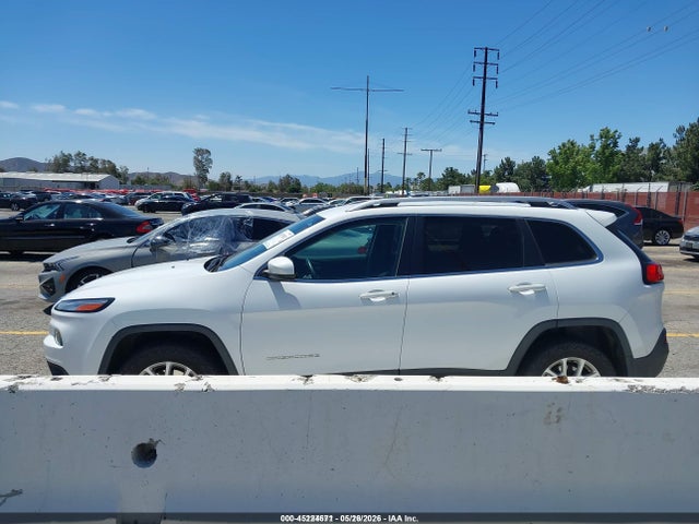 Продажа на аукционе авто 2018 Jeep Cherokee Latitude 4x4, vin: 1C4PJMCB0JD528535, номер лота: 45224671