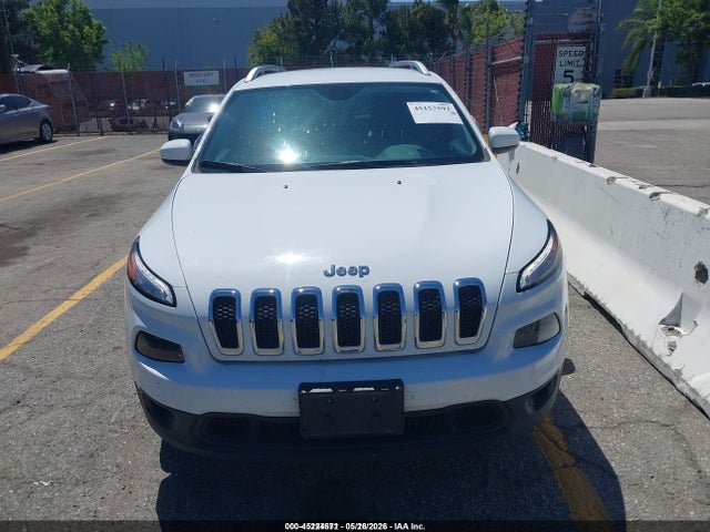 Продажа на аукционе авто 2018 Jeep Cherokee Latitude 4x4, vin: 1C4PJMCB0JD528535, номер лота: 45224671