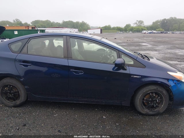 45224685 :رقم المزاد ، JTDKN3DU4F1875755 vin ، 2015 Toyota Prius Four مزاد بيع