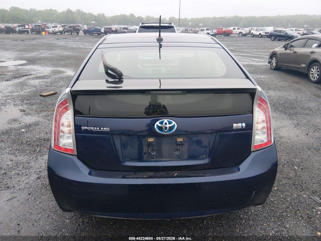 45224685 :رقم المزاد ، JTDKN3DU4F1875755 vin ، 2015 Toyota Prius Four مزاد بيع