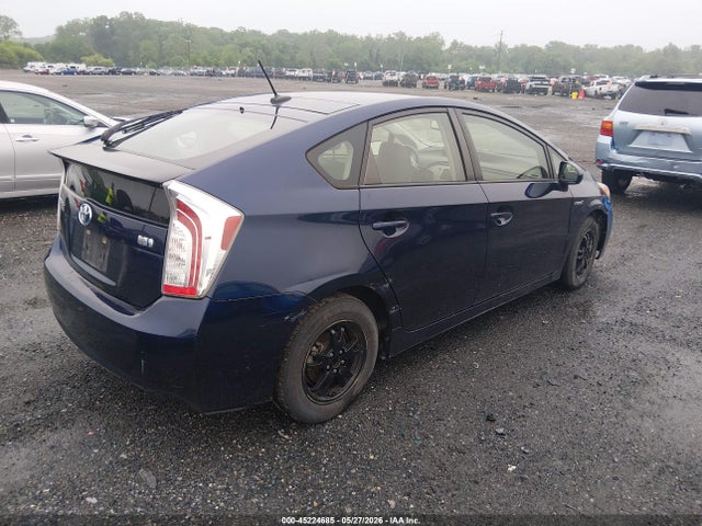 45224685 :رقم المزاد ، JTDKN3DU4F1875755 vin ، 2015 Toyota Prius Four مزاد بيع