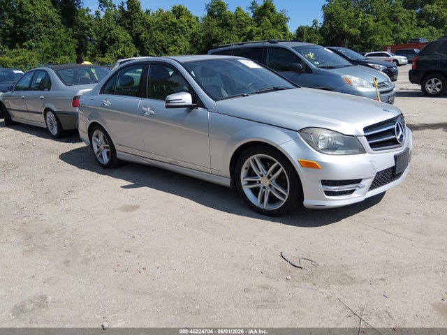 Auction sale of the 2014 Mercedes-benz C 250 Sport, vin: WDDGF4HB0EG223394, lot number: 45224704
