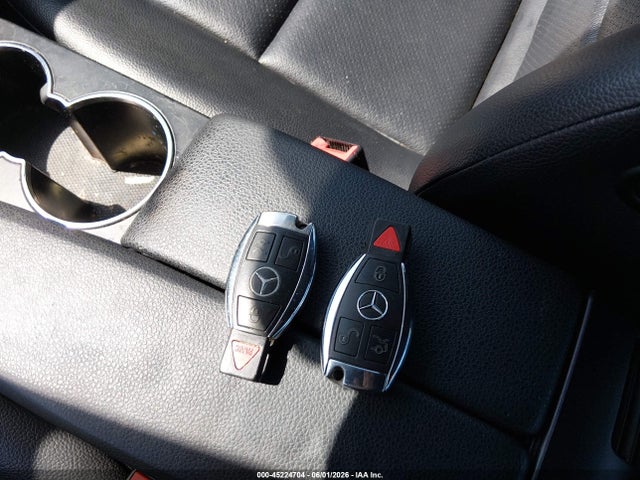 45224704 :رقم المزاد ، WDDGF4HB0EG223394 vin ، 2014 Mercedes-benz C 250 Sport مزاد بيع