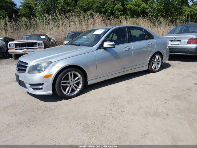 45224704 :رقم المزاد ، WDDGF4HB0EG223394 vin ، 2014 Mercedes-benz C 250 Sport مزاد بيع