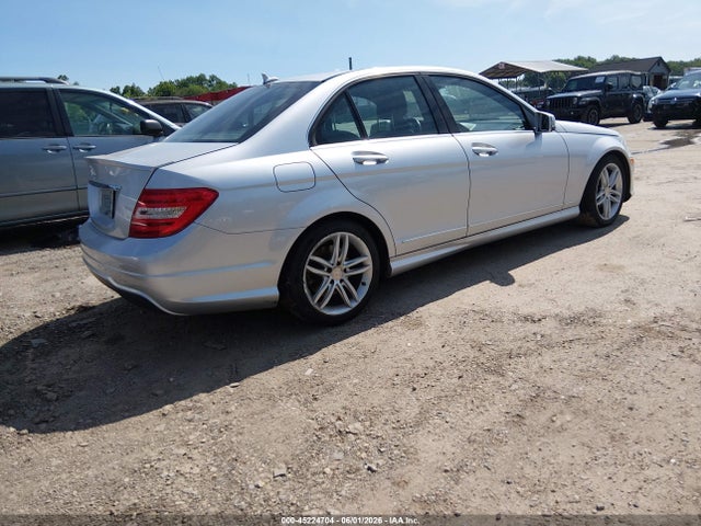 45224704 :رقم المزاد ، WDDGF4HB0EG223394 vin ، 2014 Mercedes-benz C 250 Sport مزاد بيع