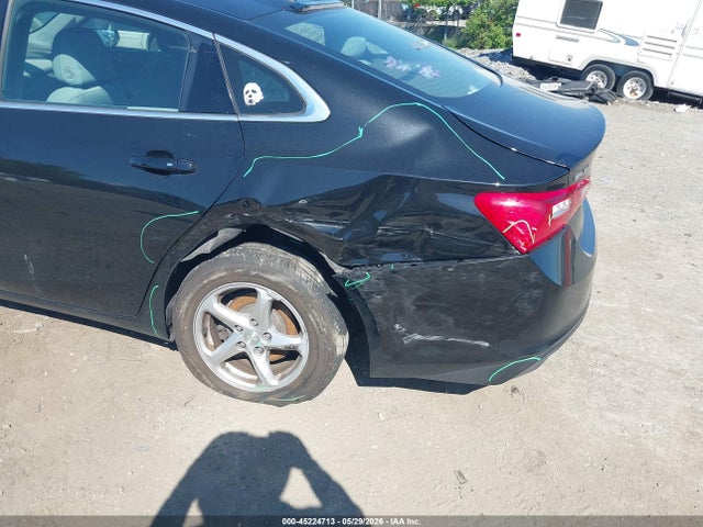 1G1ZB5STXHF225968 Chevrolet MALIBU LS