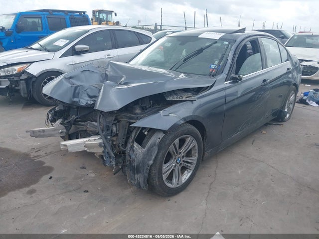45224816 :رقم المزاد ، WBA8B9G37HNU56865 vin ، 2017 Bmw 330i مزاد بيع