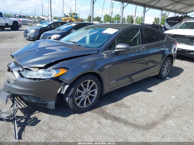 3FA6P0HDXHR242311 Ford FUSION SE