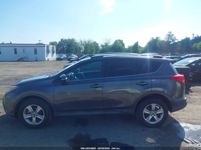 45224889 :رقم المزاد ، 2T3RFREV3FW302157 vin ، 2015 Toyota Rav4 Xle مزاد بيع