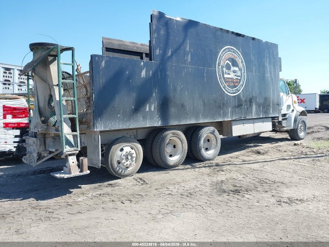 Auction sale of the 2000 Sterling Truck Lt 9500, vin: 2FZNEWEB8YAH04036, lot number: 45224916