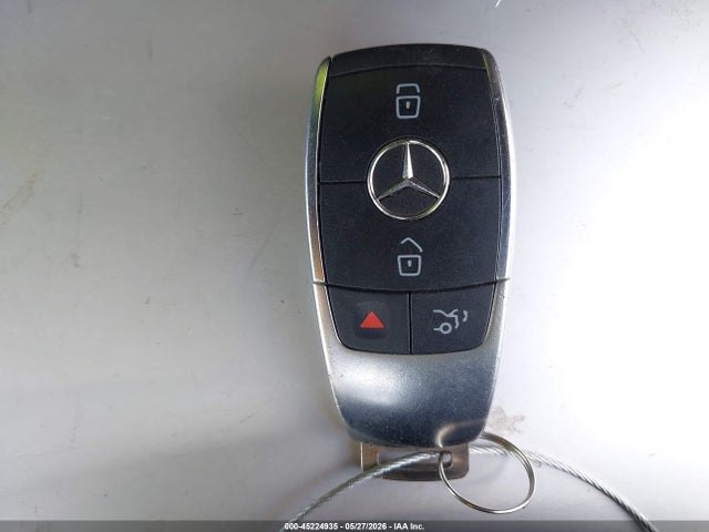 W1N0G8DB6NV382222 Mercedes-Benz Glc 300 Suv